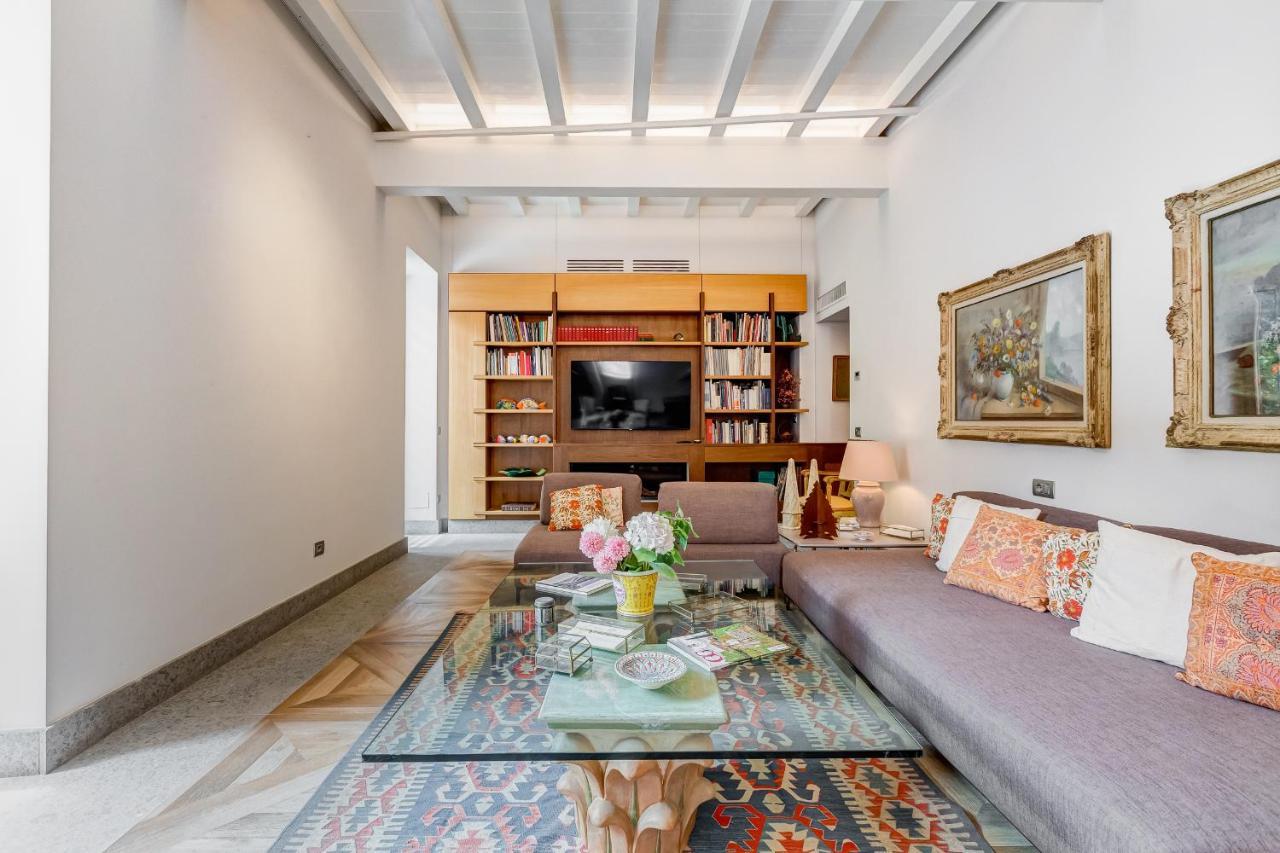 Bmga L Luxury With Patio In Trastevere Ferienhaus Rom