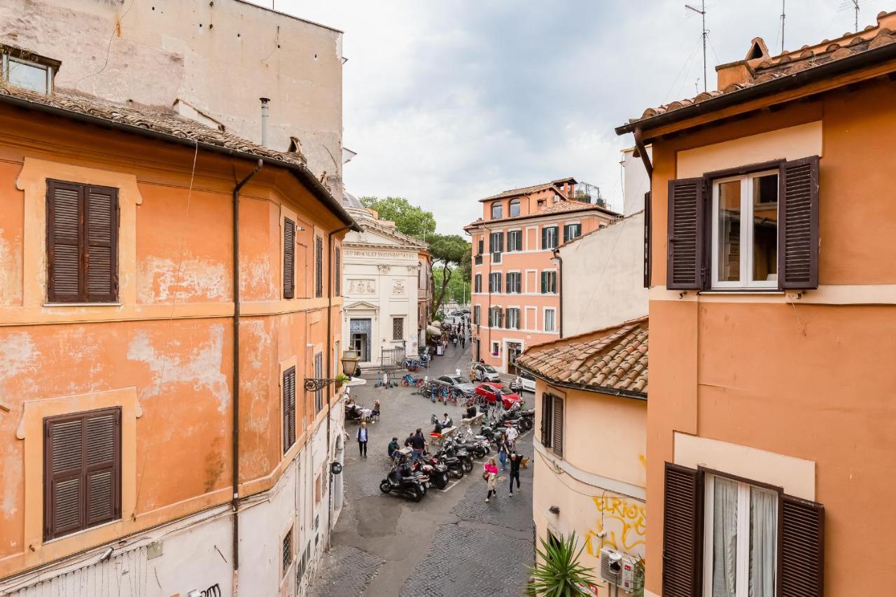 Bmga L Luxury With Patio In Trastevere Ferienhaus Rom